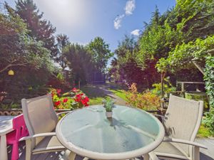 Photo 33- click for photo gallery